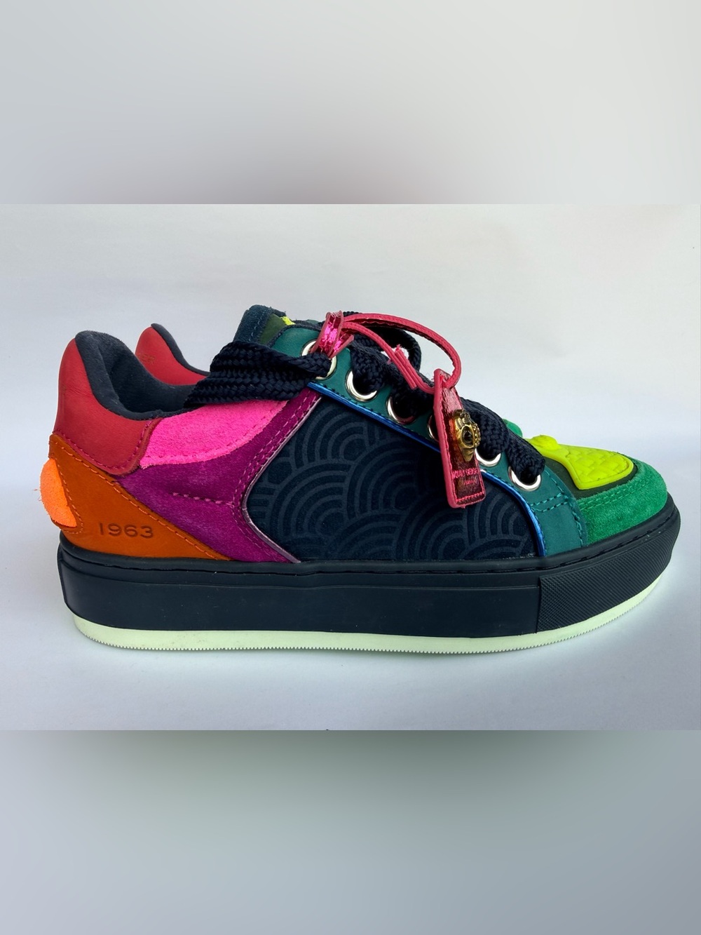 Kurt Geiger London Southbank Tag Suede Platform Sneakers  EU 37